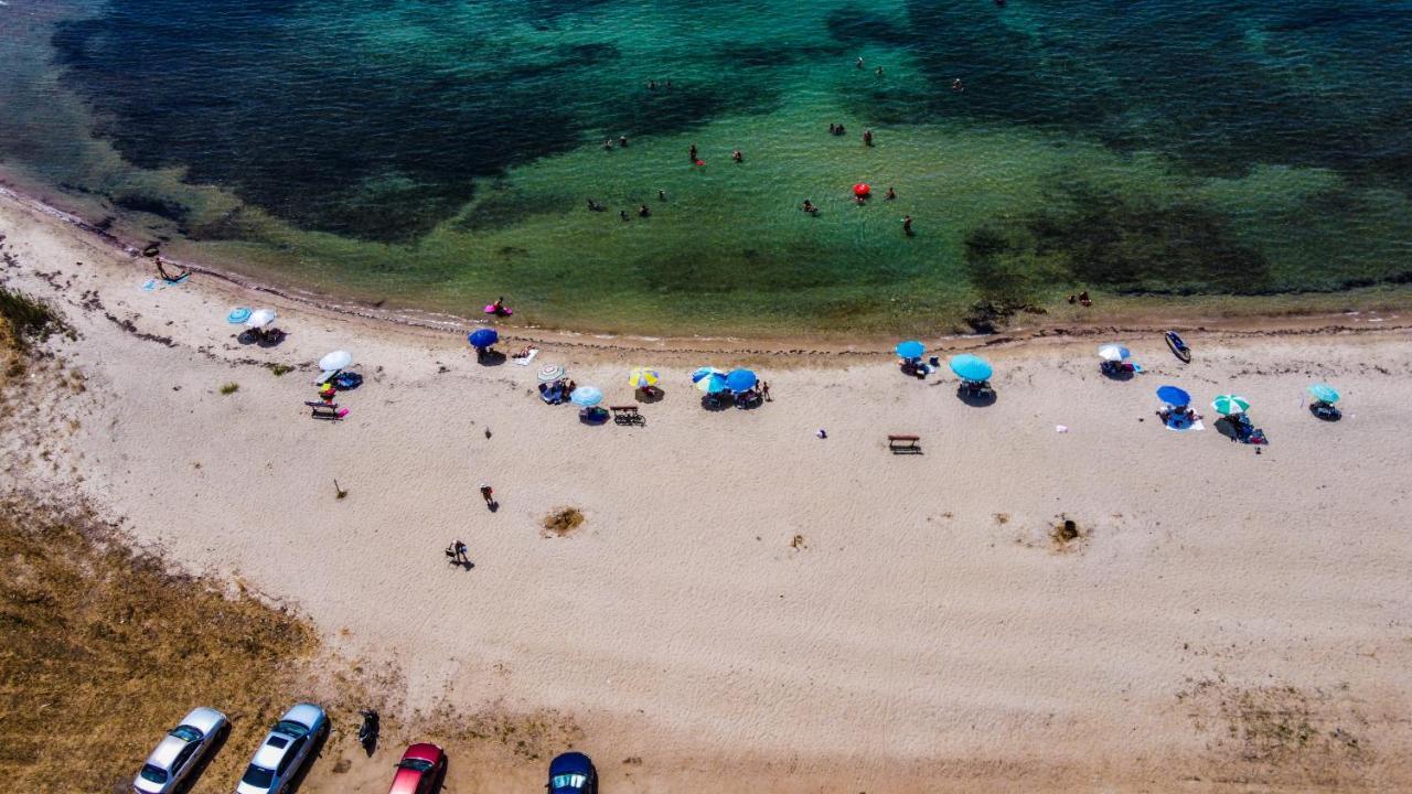 Galinis' Sea Front Studios Nea Kallikrateia Exteriér fotografie